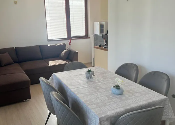 Апартаменты частен стамополу - Private Two-bedroom Stamopolu *
